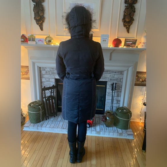 MICHAEL, Michael Kors Women’s Puffer Coat is trendy yet sophisticated. - Picture 3 of 4